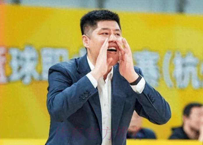 胜福建发布会!潘江认可重点人限制,焦海龙反思罚球,凯撒被打服 胜福建发布会!潘江认可重点人限制,焦海龙反思罚球,凯撒被打服